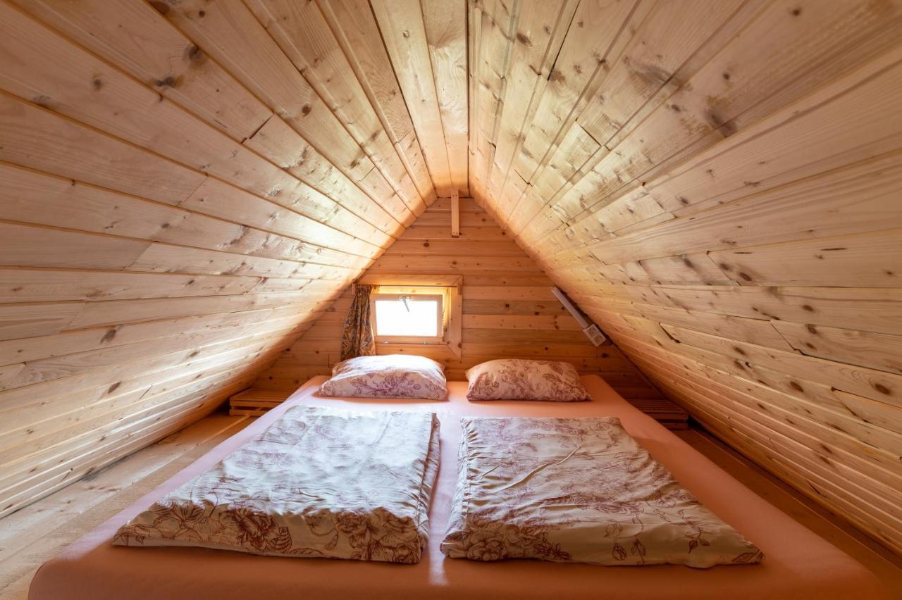 Glamping Laze Villa Gorenja Vas  Екстериор снимка