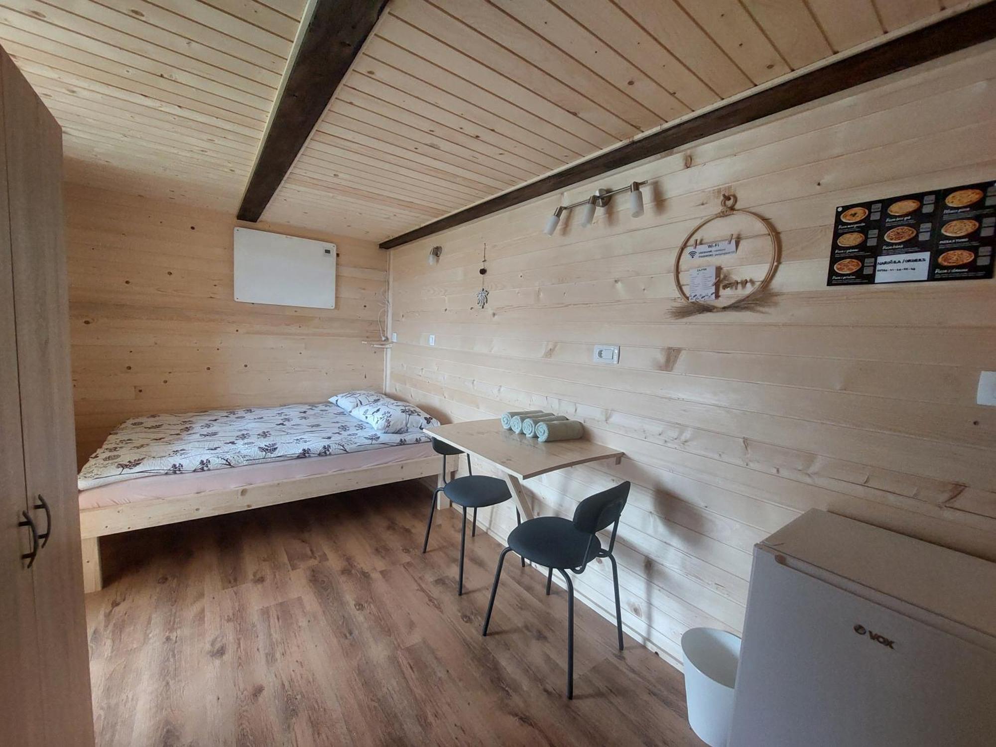 Glamping Laze Villa Gorenja Vas  Екстериор снимка